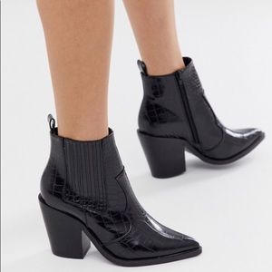 Western ankle boots in black croc